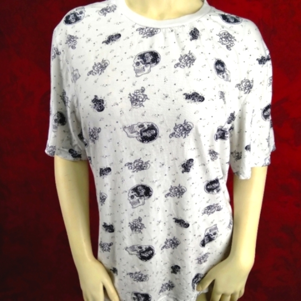 Skull space astronaut won't stop short sleeve t-shirt